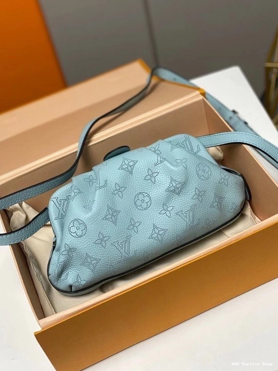Aaa replica ru MINI POUCH SCALA VUITTON LOUIS 0816
